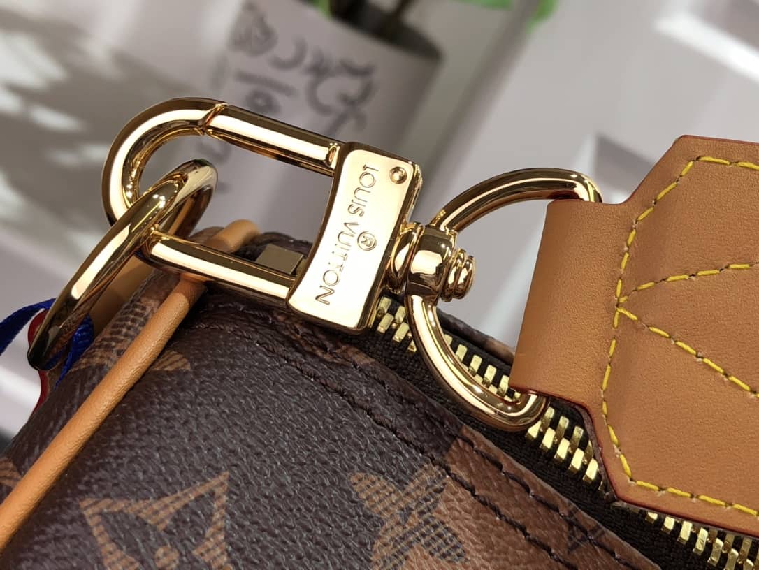 L0vis Vvtt0n Keepall Bandouliere x Nigo Monogram Stripes Replica M40567