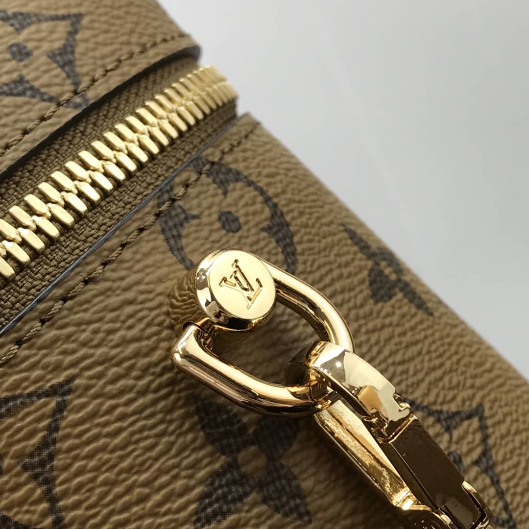 L0vis Vvtt0n Monogram Canvas BB Vanity Case Bag Replica M53369