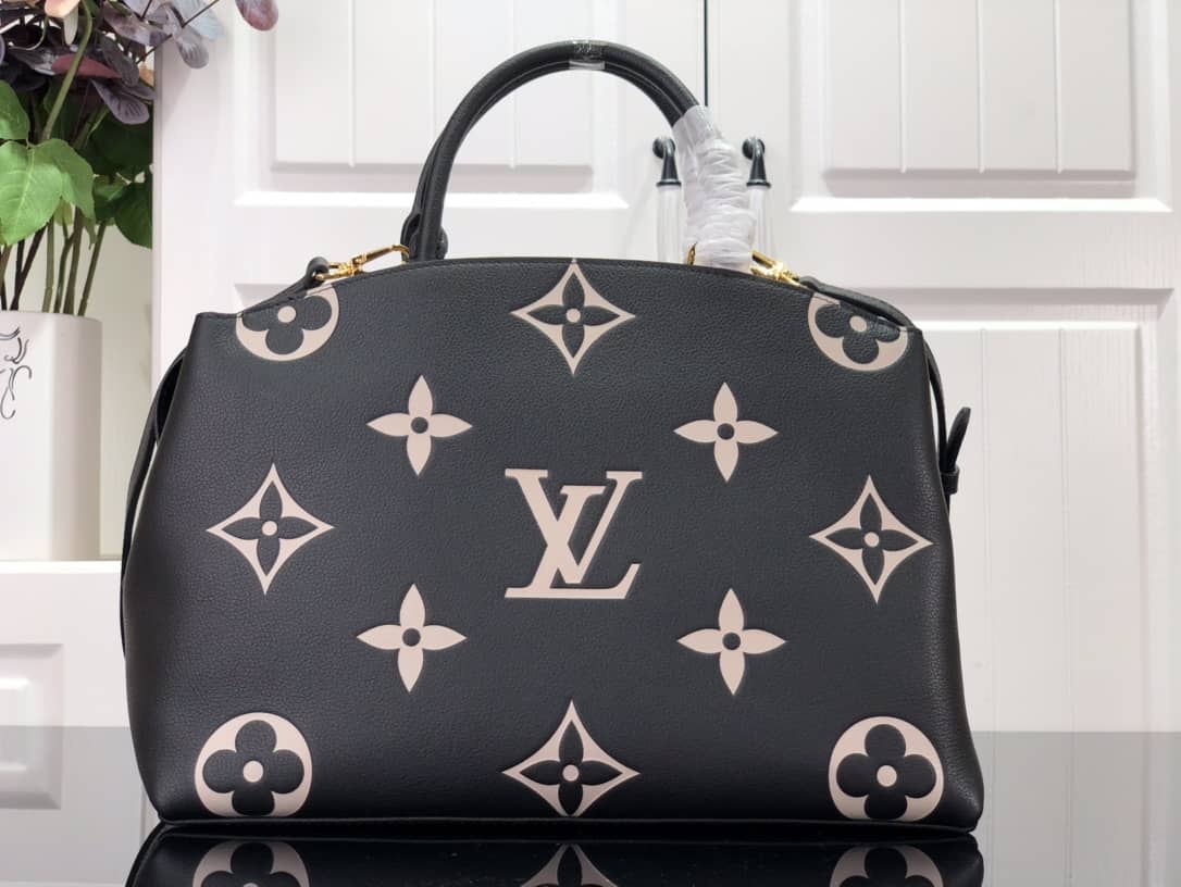 L0vis Vvtt0n Grand Palais Monogram Empreinte Bag Replica Black M45811