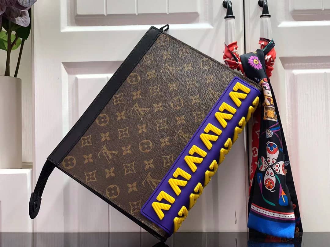 L0vis Vvtt0n Monogram Eclipse Canvas Replica Pochette Voyage MM Brown M61692