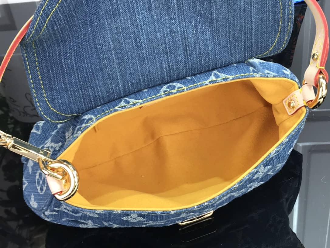 L0vis Vvtt0n Monogram Denim Mini Pleaty Replica Shoulder Bag Blue M95050