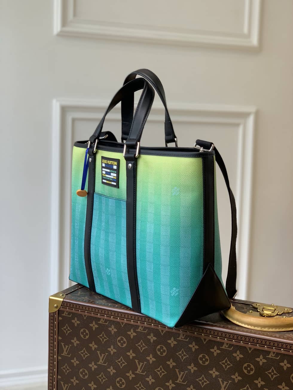 LV Tote Dupe Wkd PM Gradient Green M59919 Replica Tote