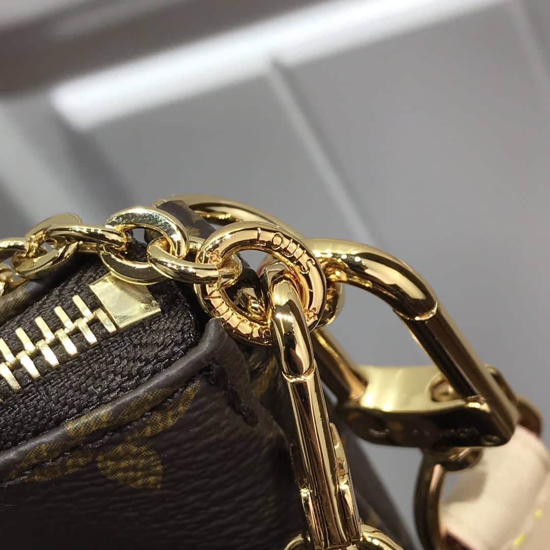 L0vis Vvtt0n Monogram Canvas Multi Pochette Replica Red M44823