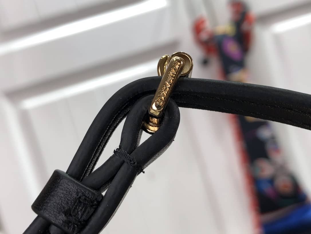 L0vis Vvtt0n Petite Malle Brilliant Alligator Leather Replica Handbag Brown N93817