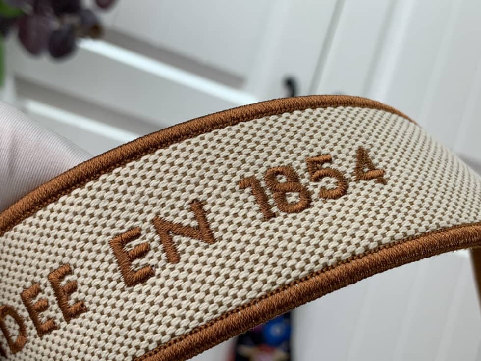 L0vis Vvtt0n Capucines MM M59872 Replica Shoulder Bag