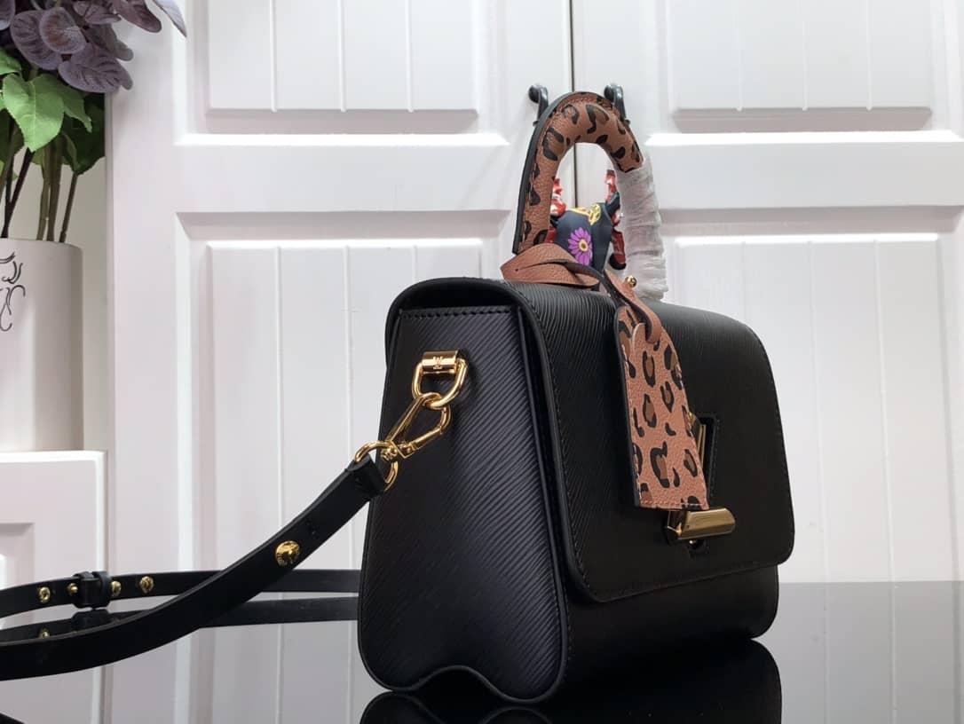 L0vis Vvtt0n Twist MM Epi Grained Leather Replica Bag Black M58689