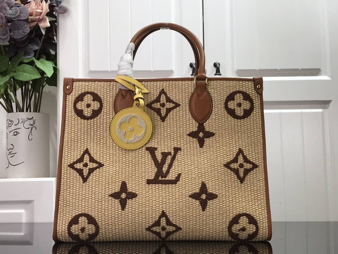 L0vis Vvtt0n Monogram OnTheGo MM Bag Replica Yellow M57723