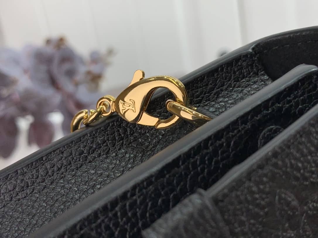 Best Replica L0vis Vvtt0n Vavin Chain Empreinte Leather Replica Bag Black M63398(ColaReps)