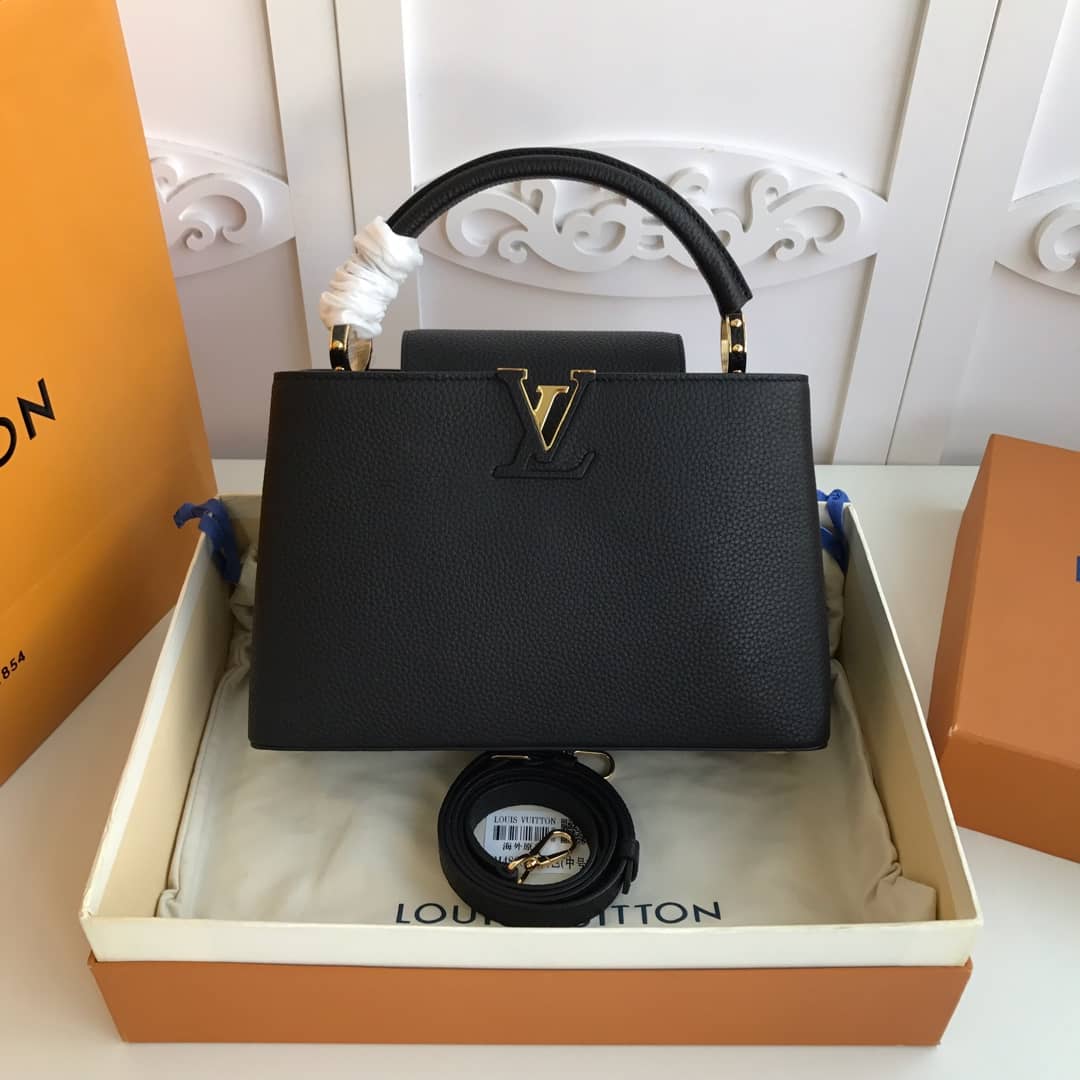 L0vis Vvtt0n Capucines MM Bag Black Replica M48864