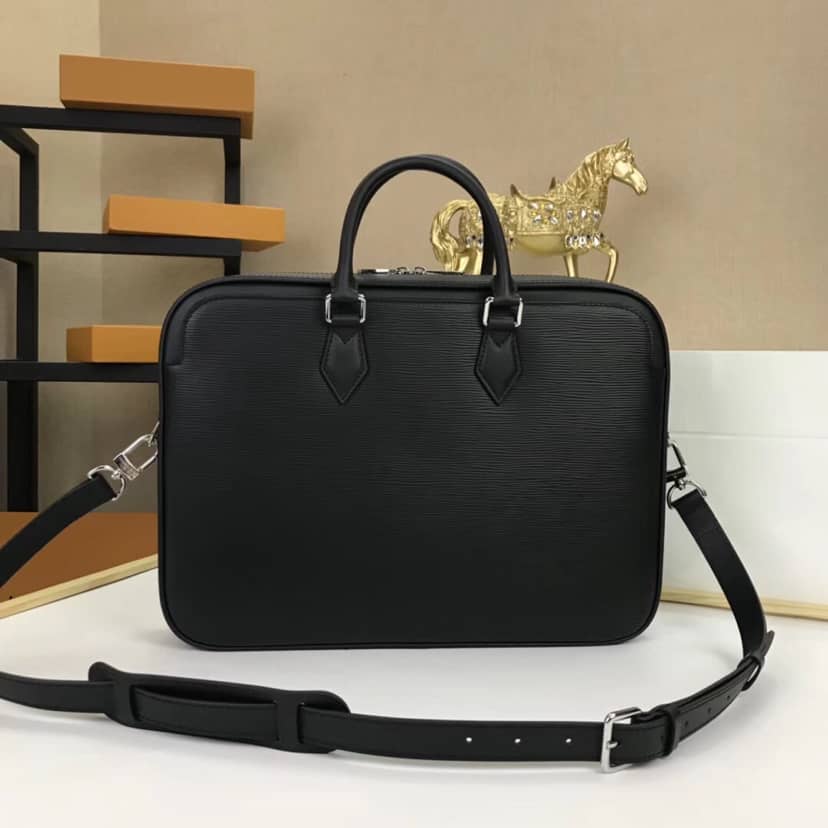 L0vis Vvtt0n Dandy MM Epi Leather Bag Replica Black M54404
