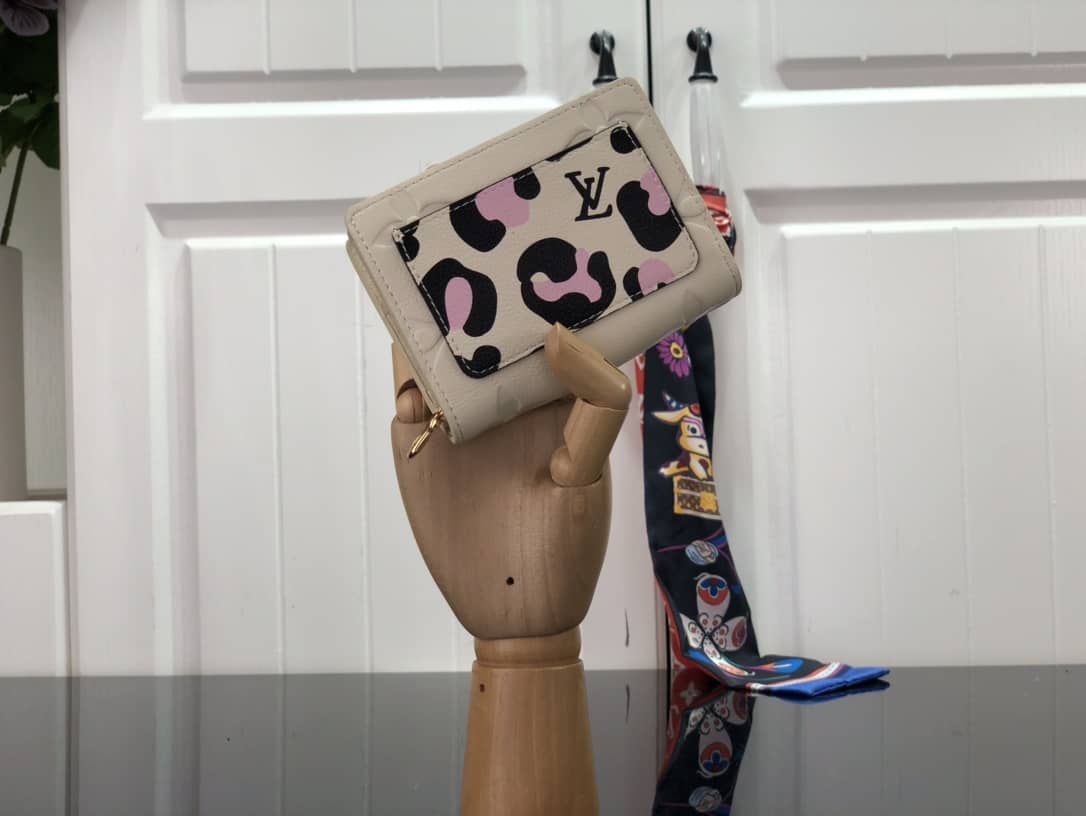 L0vis Vvtt0n Monogram Empreinte Portefeiulle Clear Replica Wallet M80754