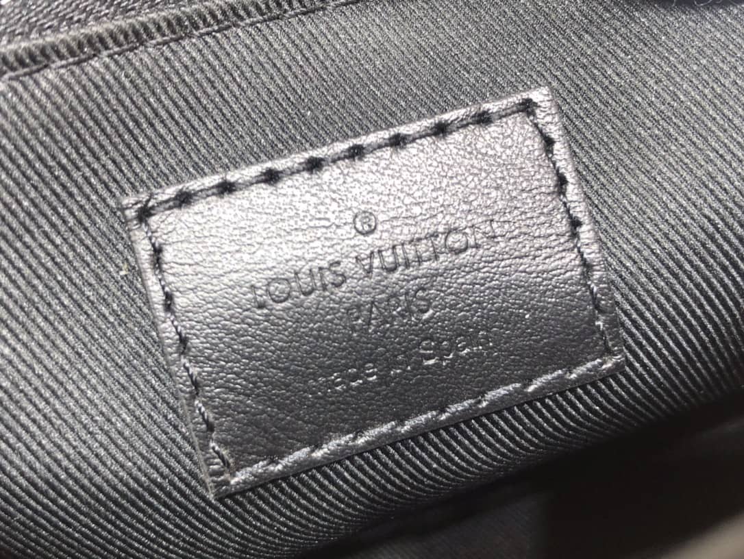 L0vis Vvtt0n S Lock Replica Sling Bag Yellow M45807