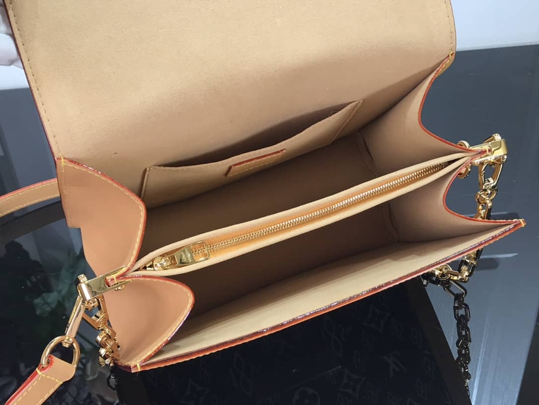 L0vis Vvtt0n Since 1854 Dauphine MM Replica Bag M57499