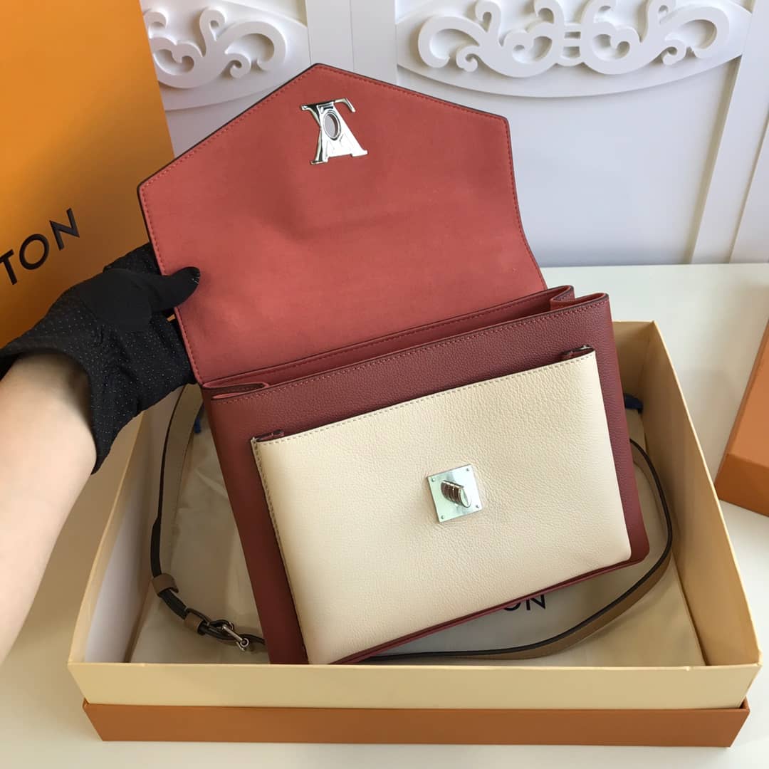 L0vis Vvtt0n MyLockMe 2way Leather Grain Replica Satchel Yellow M54849