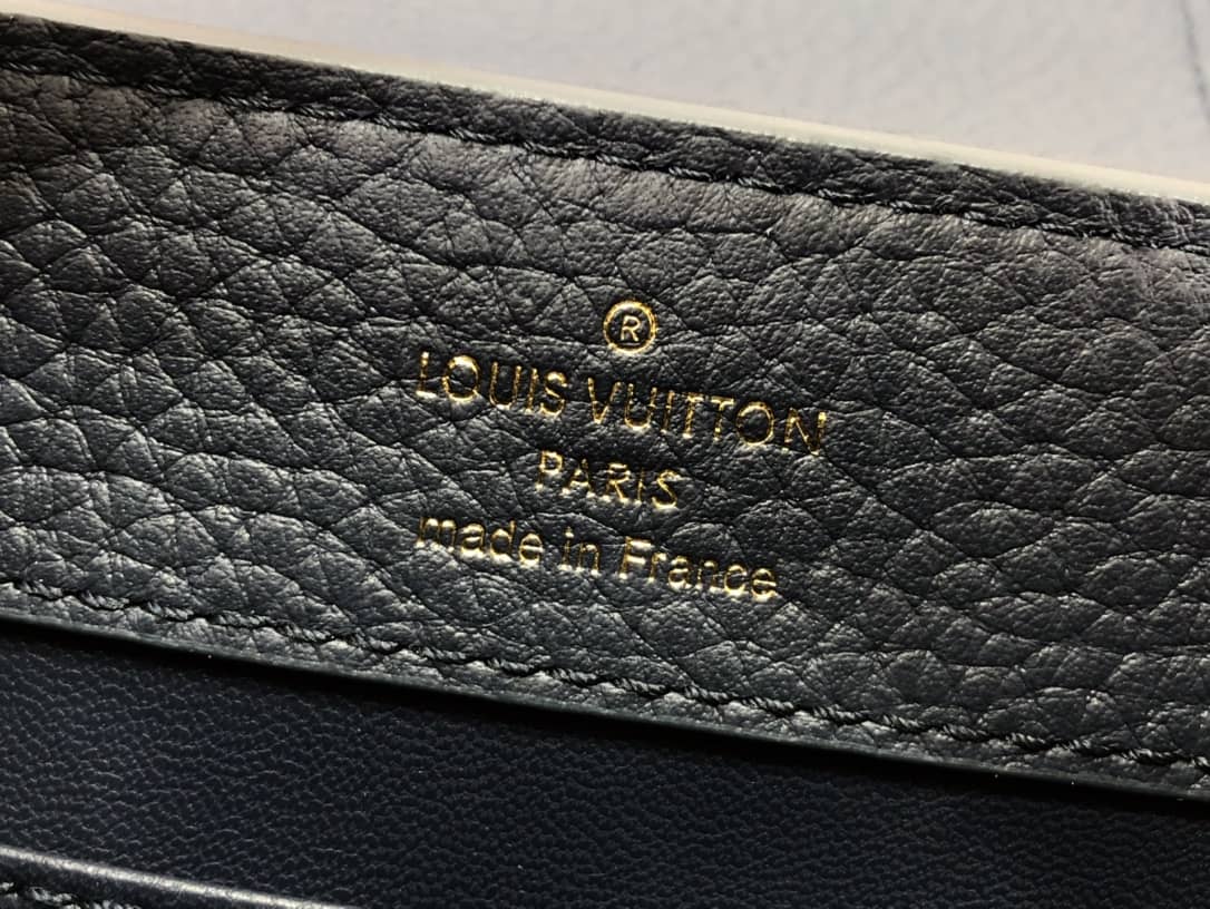 L0vis Vvtt0n Capucines Embroidery Replica Bag Blue M48865