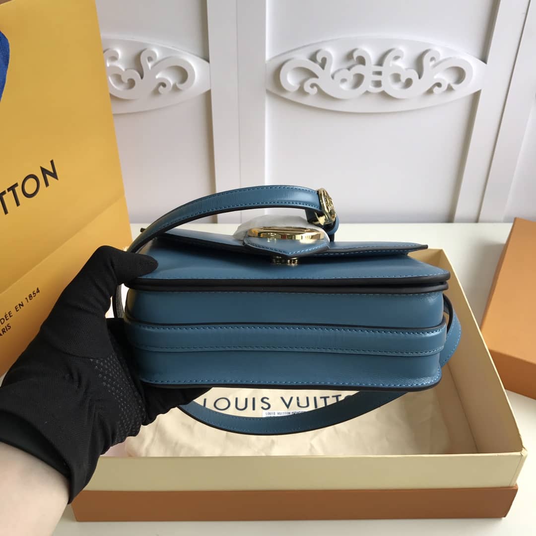 L0vis Vvtt0n Pont9 Neuf Leather Replica Shoulder Bag Blue M55948