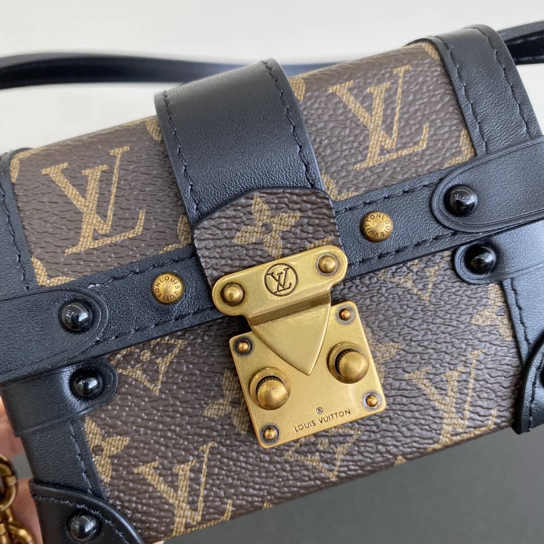 L0vis Vvtt0n Mini Trunk Monogram Canvas Key Chain Replica Bag 44188M