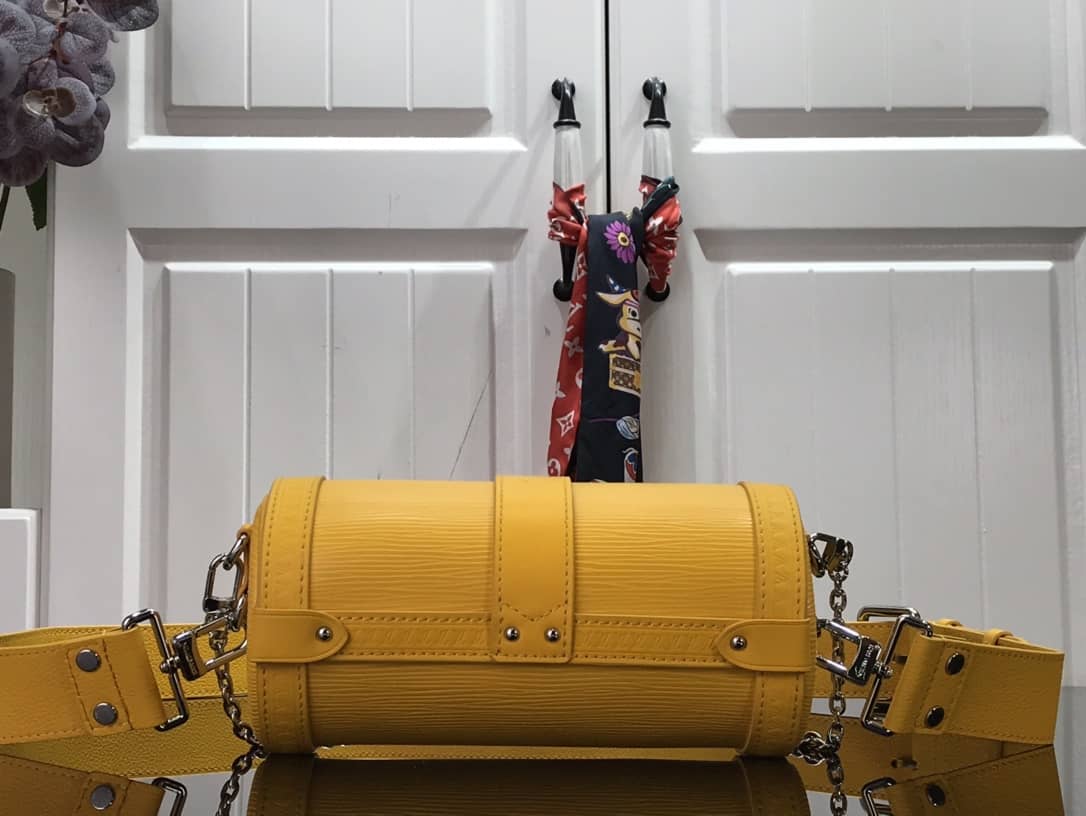 L0vis Vvtt0n Papillon Trunk Monogram Chain Replica Crossbody Bag Yellow M57835