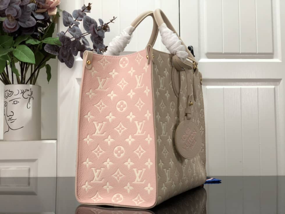 L0vis Vvtt0n OntheGo MM Monogram Empreinte M46128 Replica Tote