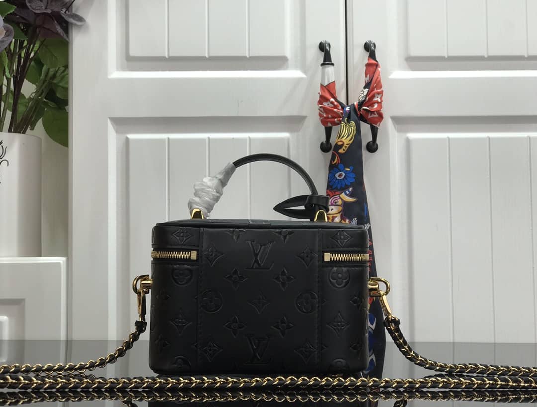 L0vis Vvtt0n Mini Beauty Case Monogram Empreinte Leather Bag Replica M44985