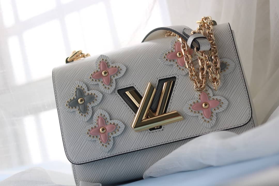 L0vis Vvtt0n Twist Epi Handbag Replica