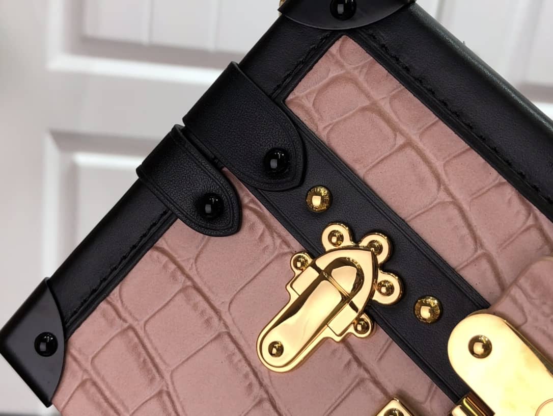 L0vis Vvtt0n Petite Malle Brilliant Alligator Leather Replica Handbag Pink N93817