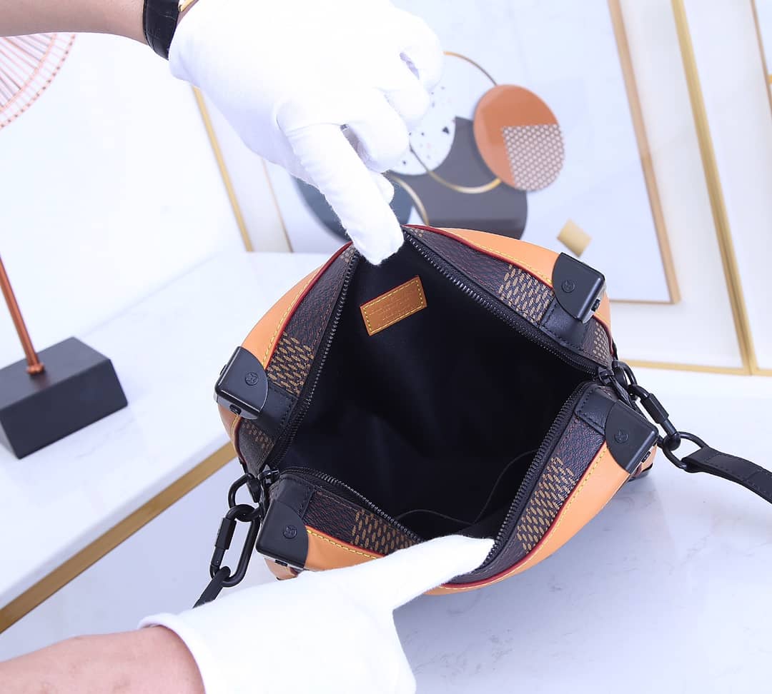 L0vis Vvtt0n Nigo Soft Trunk Damier Monogram Replica Shoulder Bag N40381