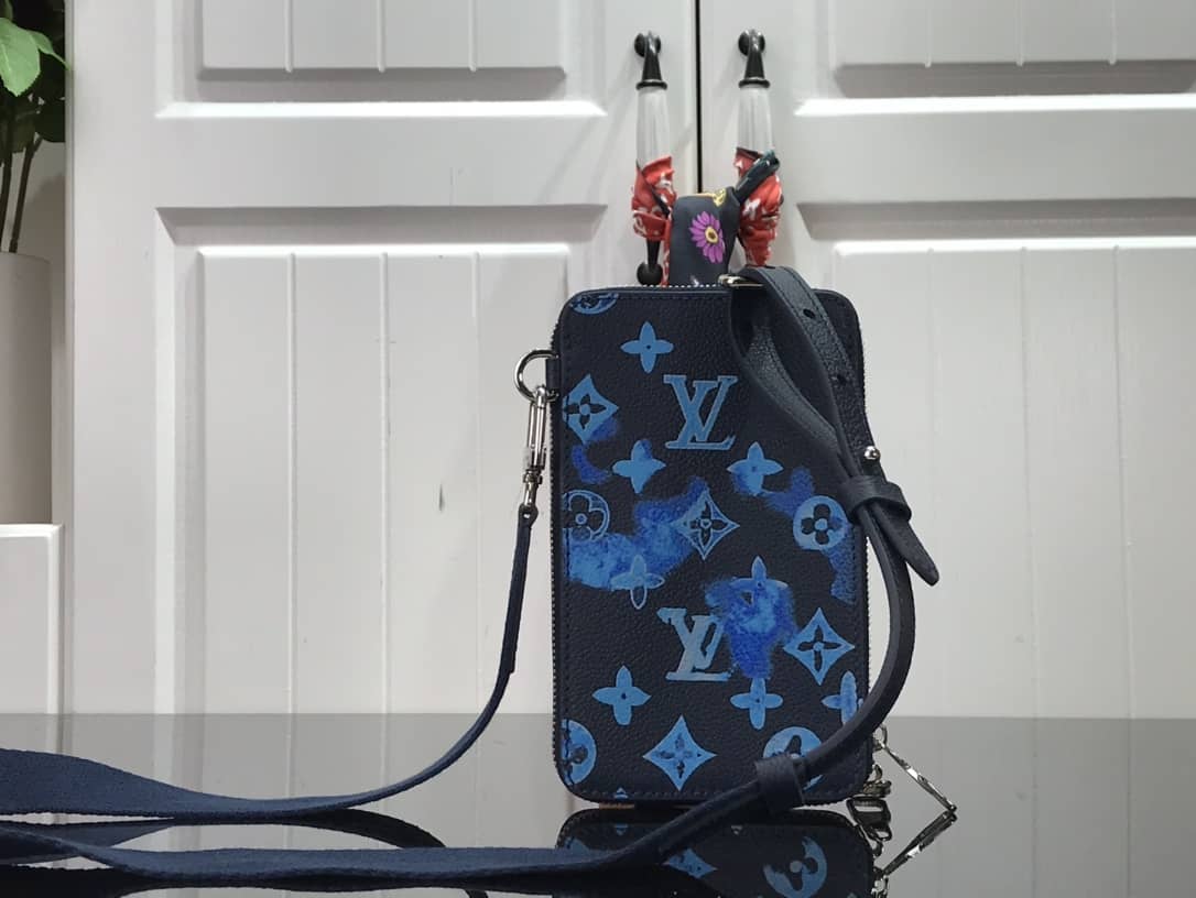 L0vis Vvtt0n Watercolor Monogram Phone Pouch Replica M80466