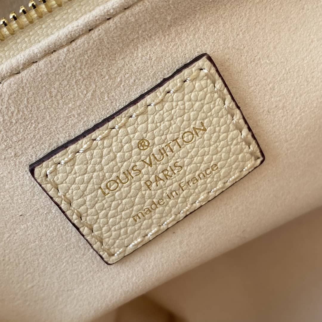 L0vis Vvtt0n Mini Onthego Tote Replica White M45560