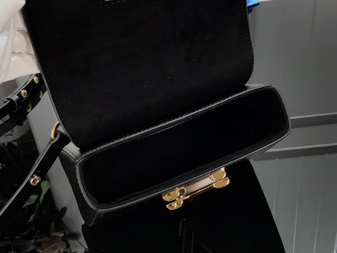 L0vis Vvtt0n Monogram 2Way Leather TWIST Replica Handbag Black M58526