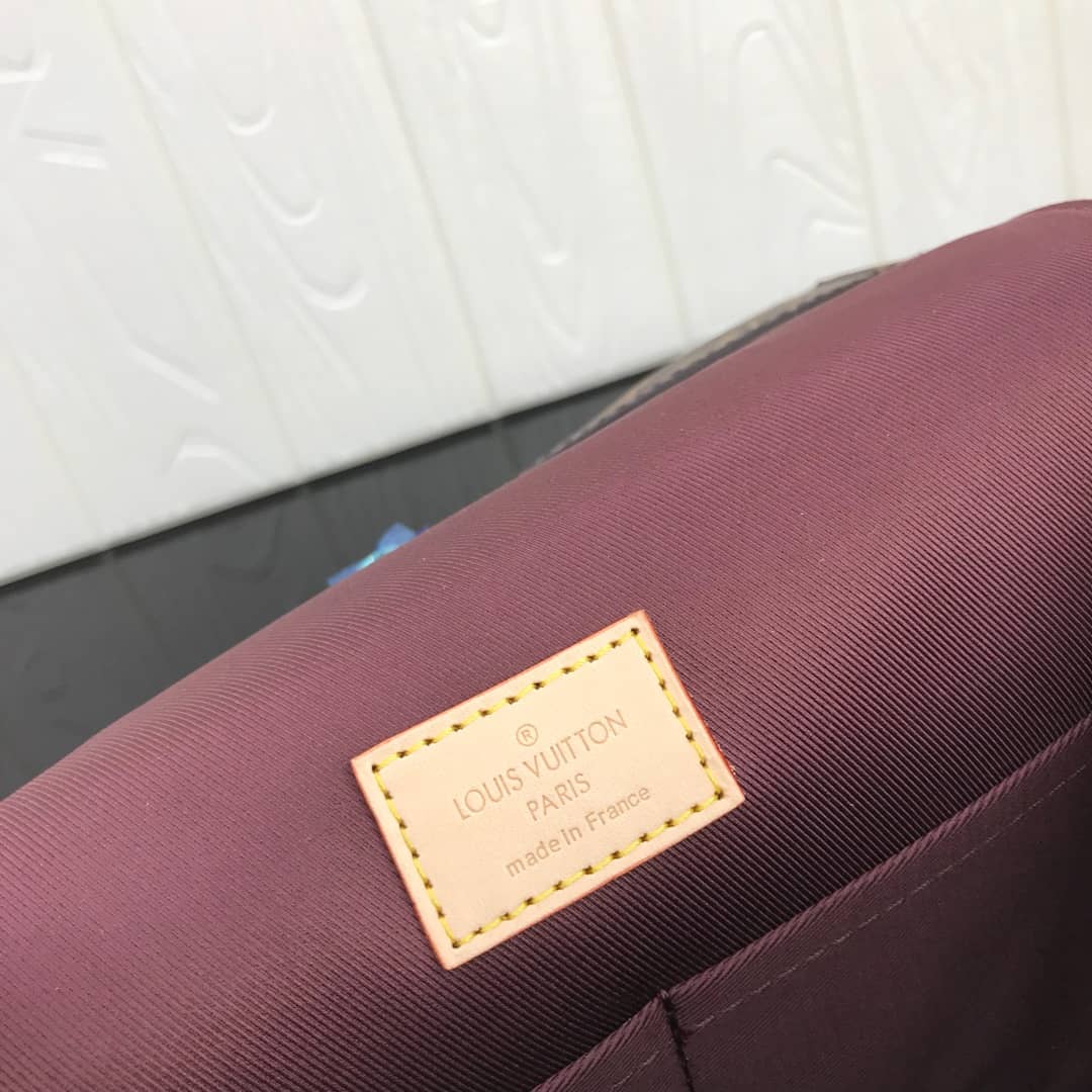 L0vis Vvtt0n Cluny BB Monogram Canvas Shoulder Handbag Replica Purple M42738