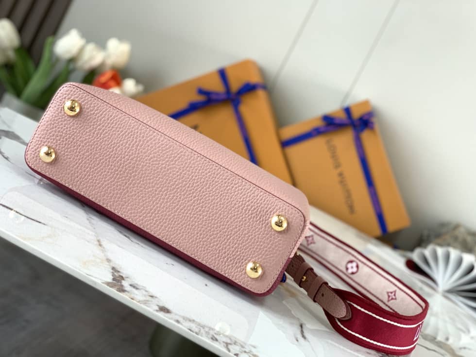 L0vis Vvtt0n Capucines BB Pink M58608 Replica Crossbody Bag