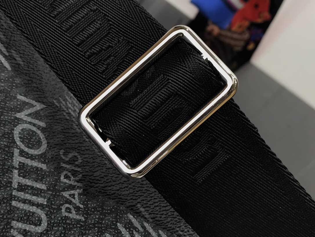 L0vis Vvtt0n Studio Damier Messenger Bag Replica Black N50013