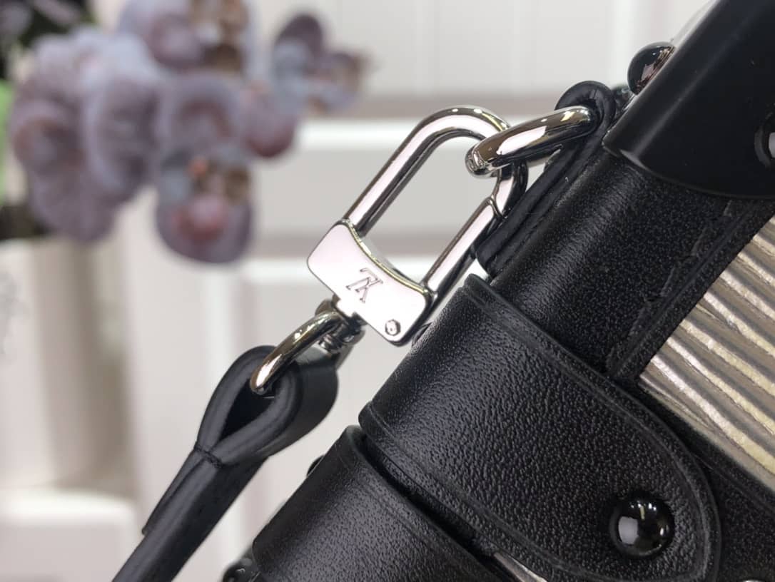 L0vis Vvtt0n Crossbody Dupe Petite Malle  M55309