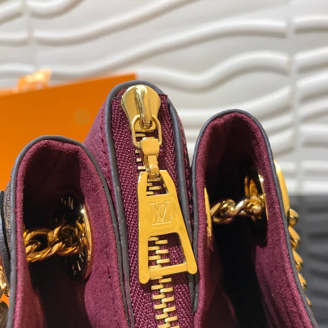 L0vis Vvtt0n BB Surene Chain Shoulder Bag Replica Purple M43777