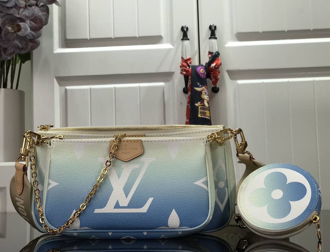 L0vis Vvtt0n Monogram Canvas Pochette Multi Replica Crossbodybag M57633