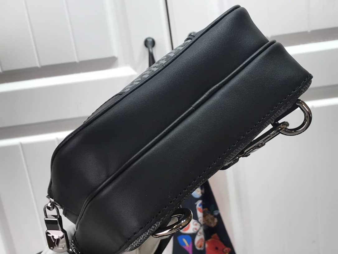 L0vis Vvtt0n Damier Replica SlingBag N50012
