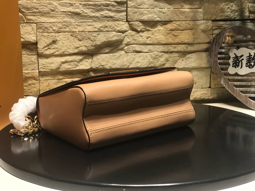 L0vis Vvtt0n Twist Epi Handbag Replica