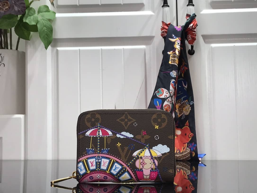 l0vis vvtt0n mini pochette accessoires u1u1enne christmas edition replica bag n60402