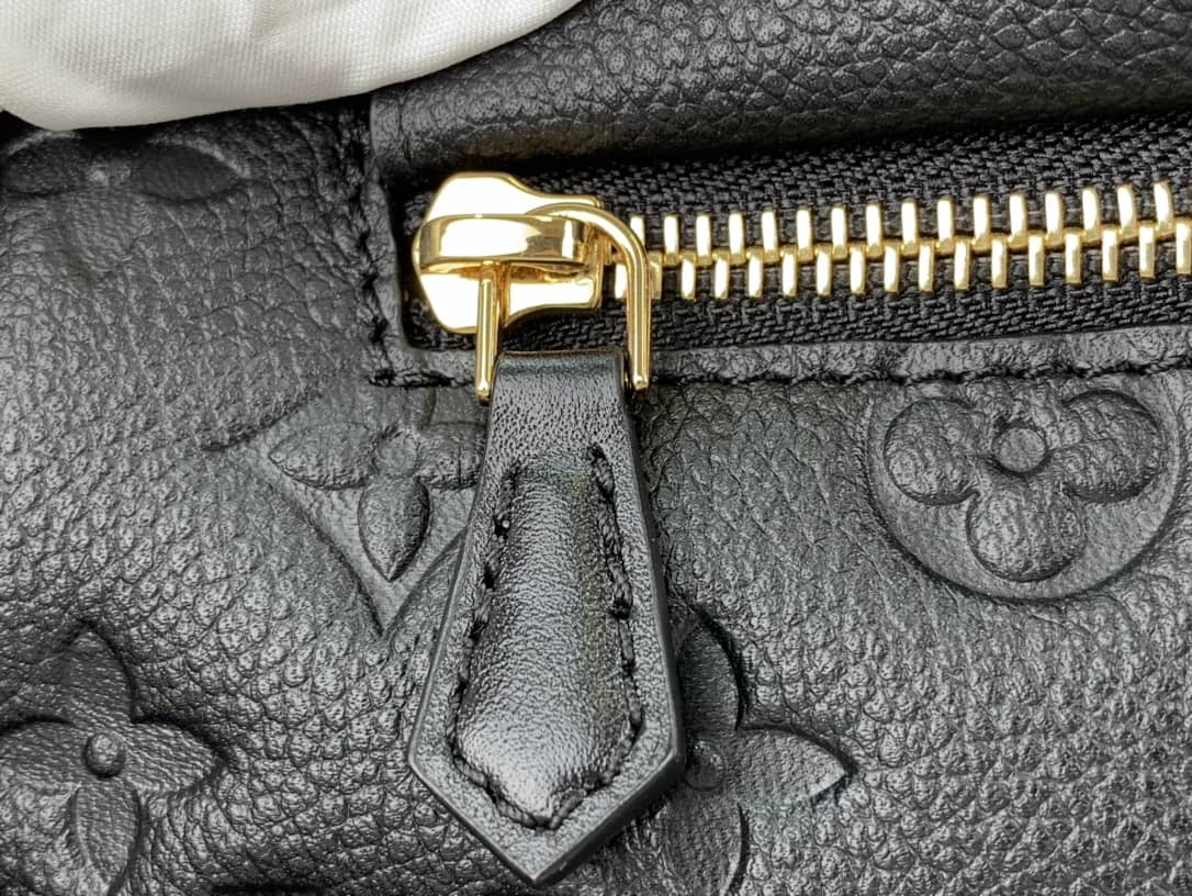 L0vis Vvtt0n Ann Platt Montsouris PM Noir Leather Replica Backpack Black M45205