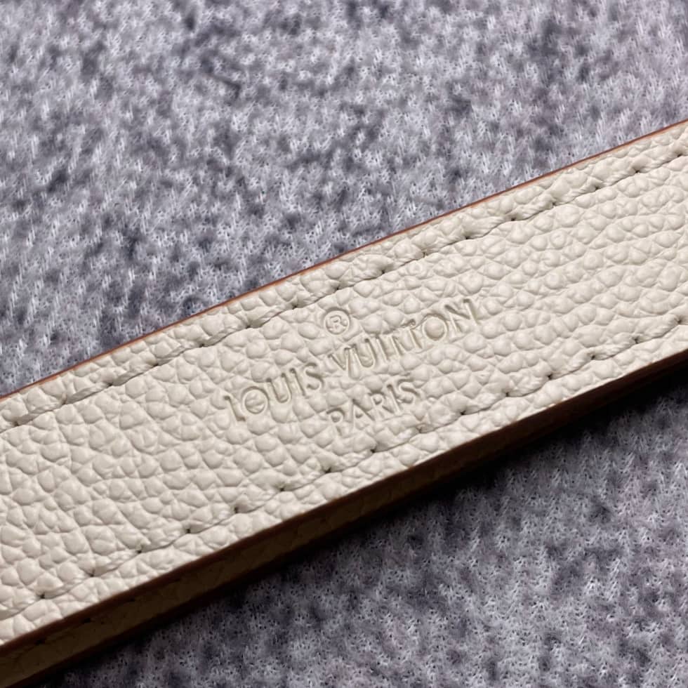 L0vis Vvtt0n Buci Epi Leather White M59457 Replica Crossbody Bag