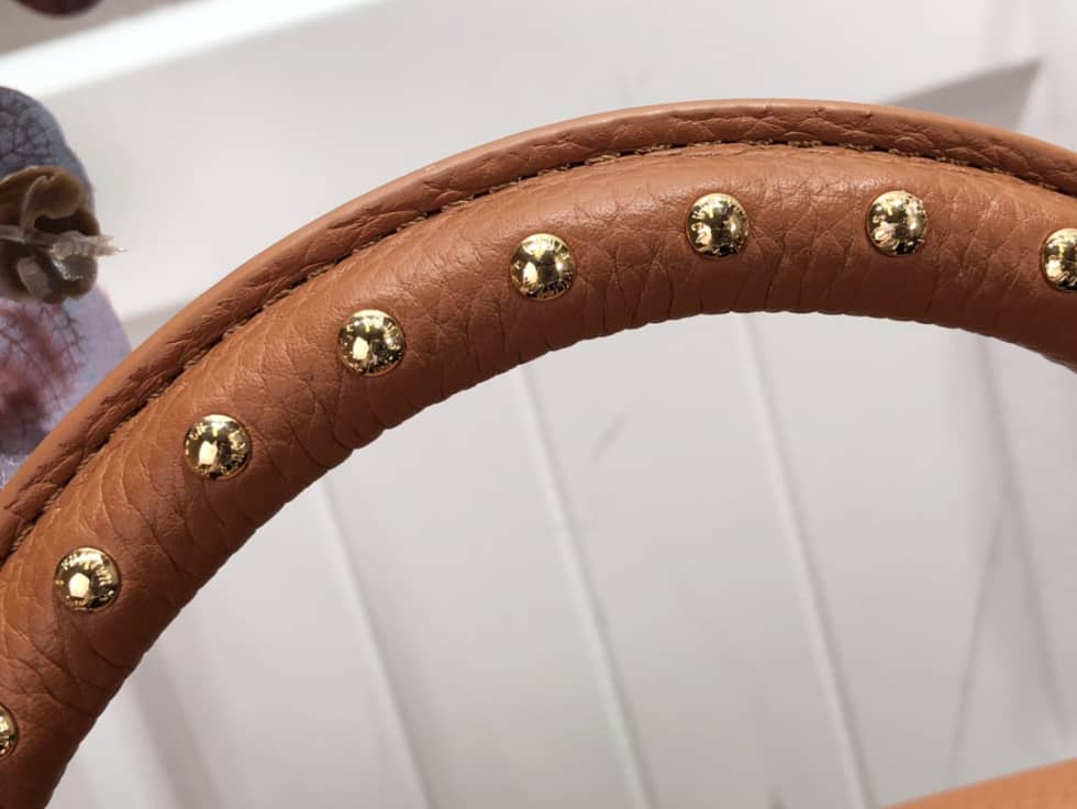 L0vis Vvtt0n Capucines MM M58578 Replica Shoulder Bag