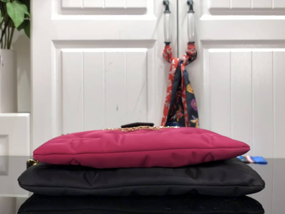 L0vis Vvtt0n Maxi Multi Pochette Accessoires M58977 Replica Shoulder Bag