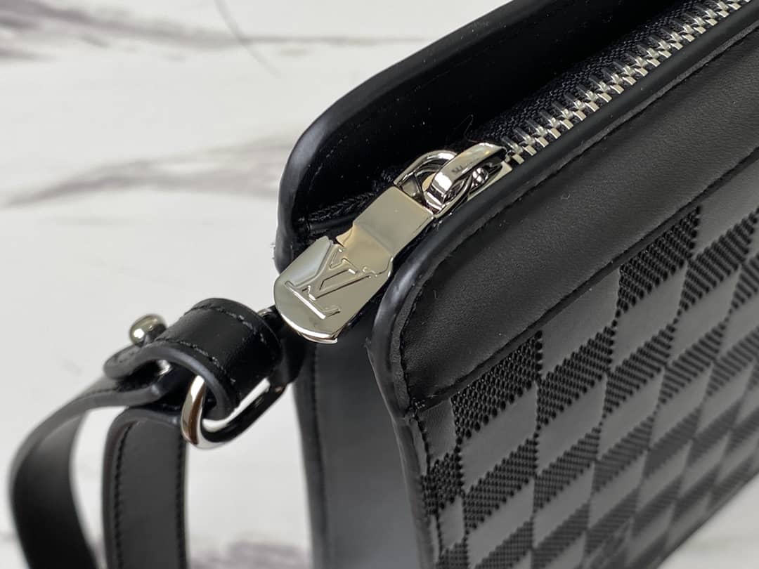 L0vis Vvtt0n Leather Standing Damier Infini 3D Cowhide Pouch Replica Black N60450