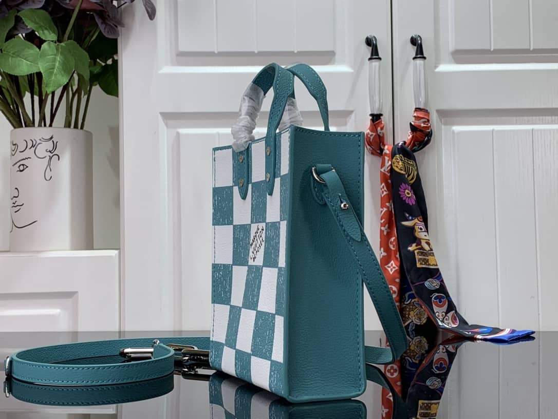 L0vis Vvtt0n Sac Plat Cowhide Leather  XS Bag Replica N60479