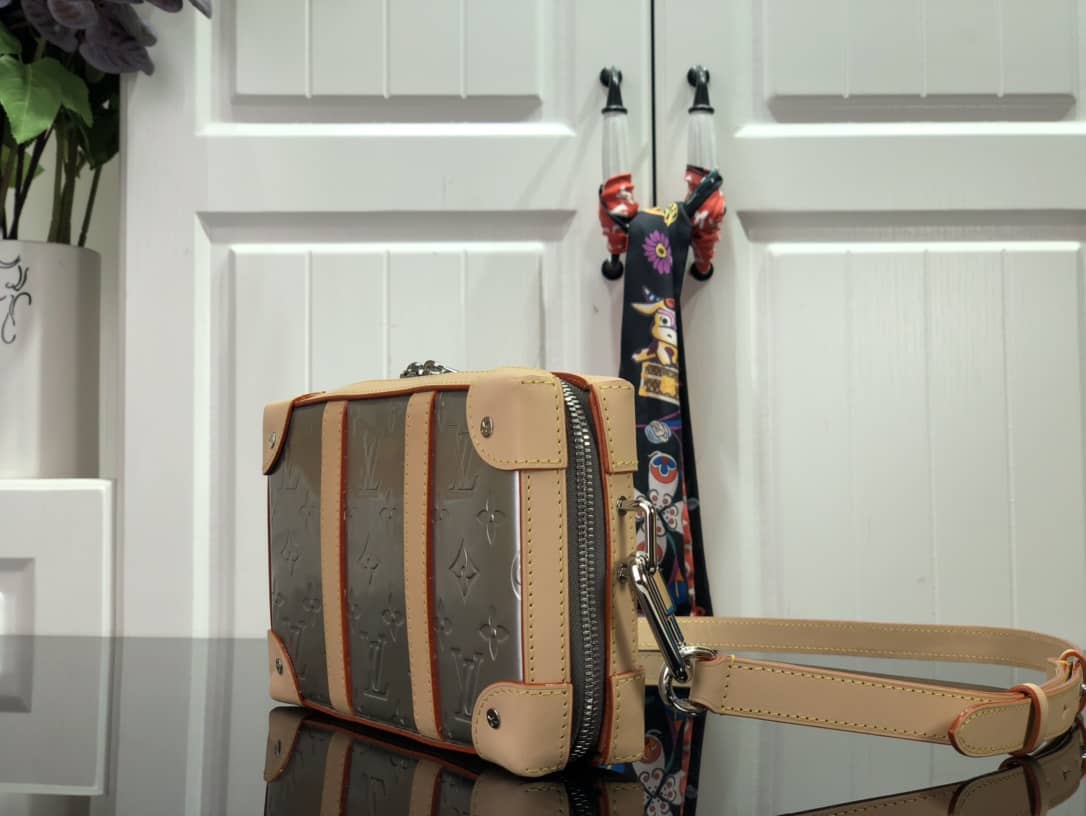 L0vis Vvtt0n Soft Trunk Monogram Mirror Coated Canvas Replica Bag Silver M45880