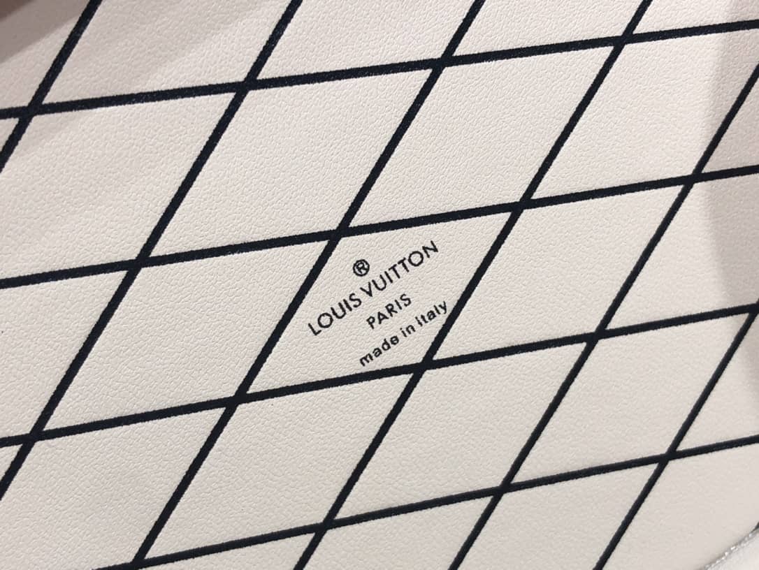 L0vis Vvtt0n Petite Malle Replica Bag Red N94030