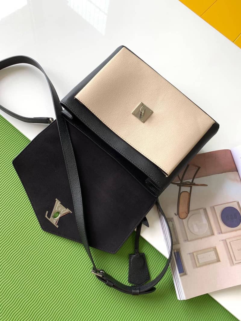 L0vis Vvtt0n My Lockme Vanille Leather Crossbody Bag Replica M54878