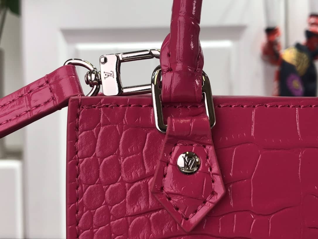 L0vis Vvtt0n Petit Sac Plat Flat Shoulder Bag Pink Replica M80169