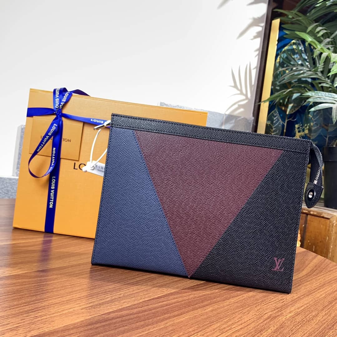 L0vis Vvtt0n Pochette Voyage MM Taiga Leather Replica Blue Red Black M30718